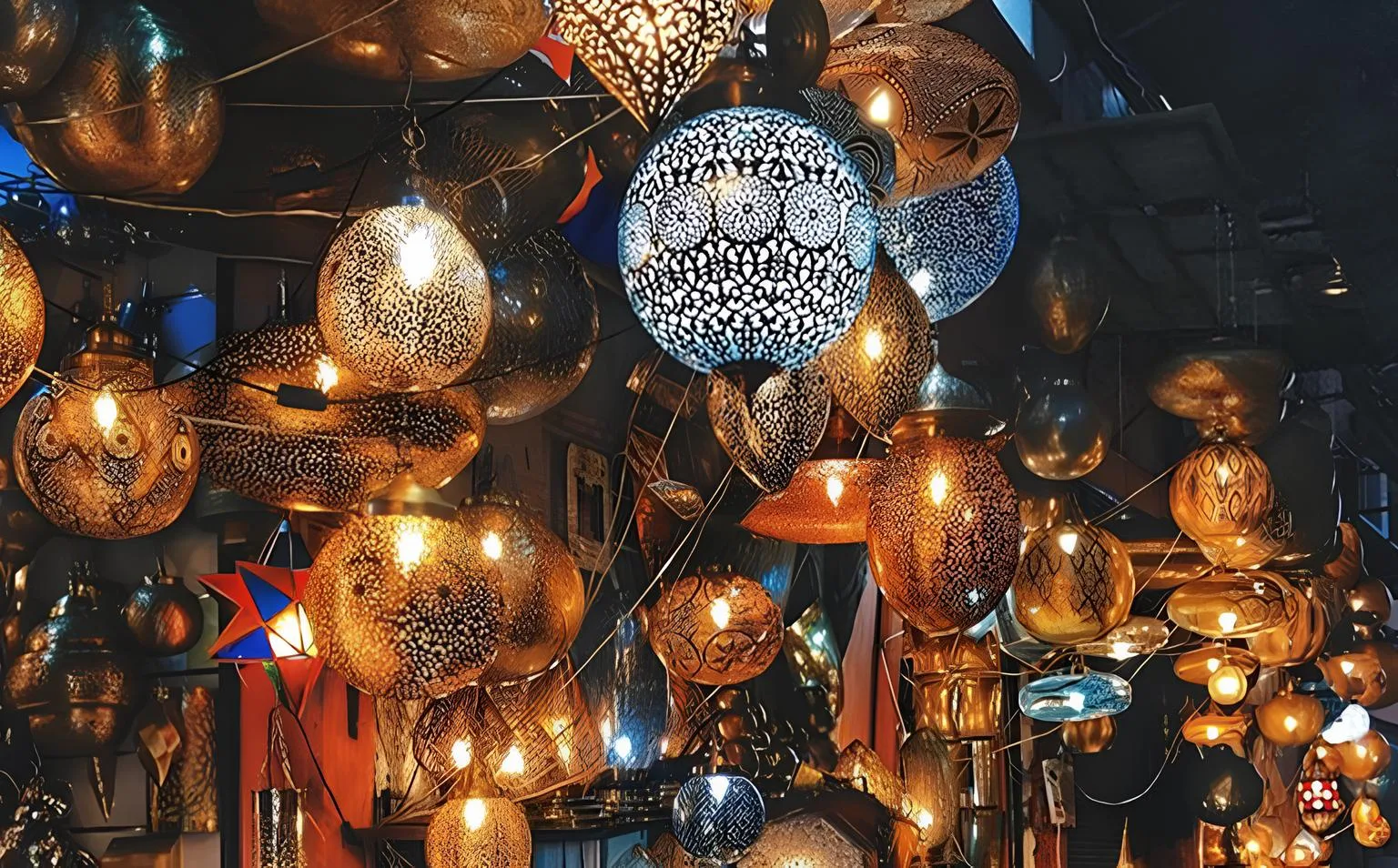 the-best-lighting-fixtures-supplier-for-stores-in-morocco